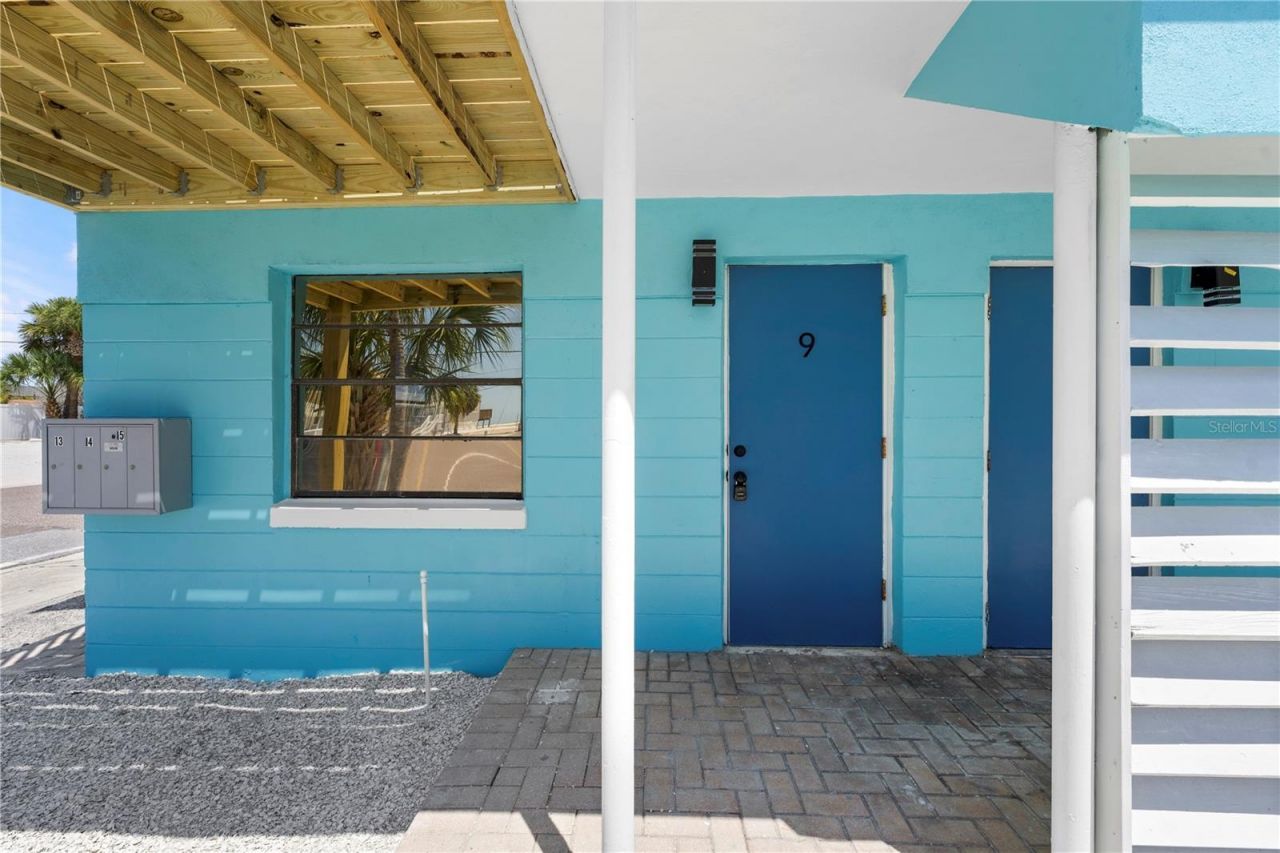 13343 Gulf Boulevard, Unit C9, Madeira Beach, FL 33708 Photo