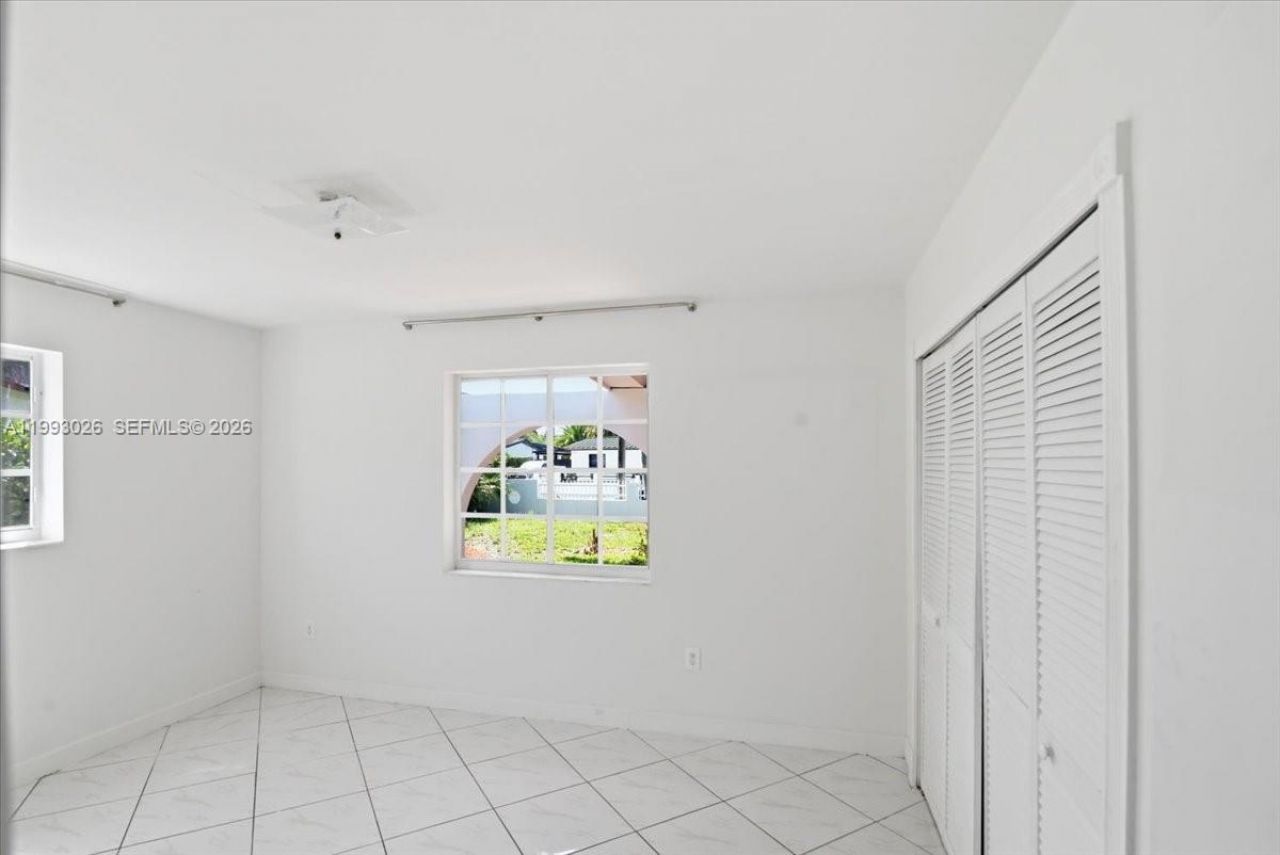 1271 W 83rd St, Hialeah, FL 33014 Photo