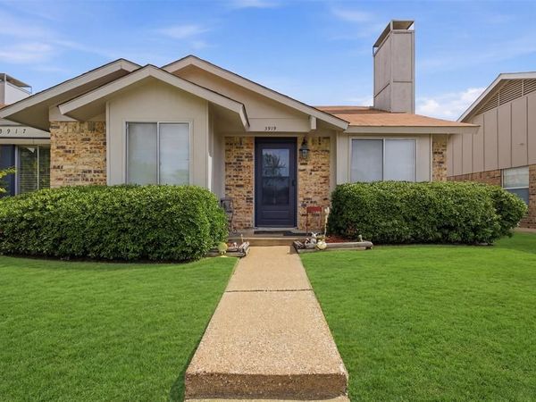 3919 Queens Court , Garland, TX 75043