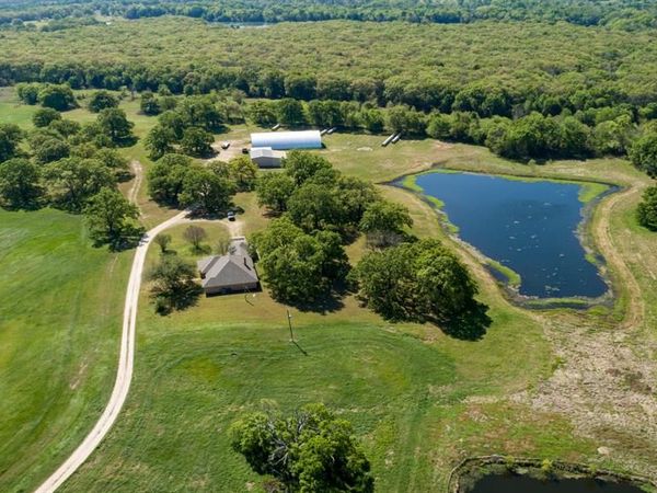 9390 County Road 4028 , Kemp, TX 75143