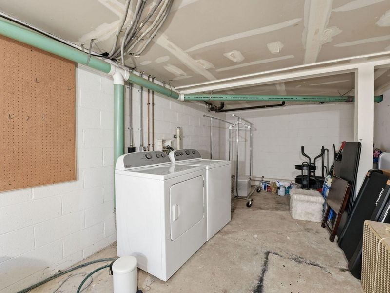 1397 Broadview Avenue, Unit 16, Columbus, OH 43212 Photo 22