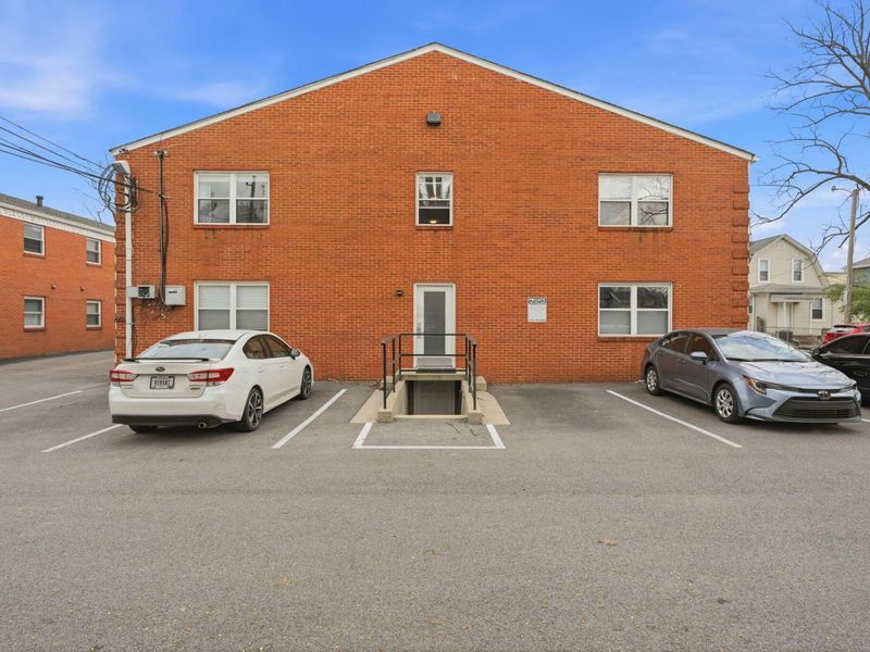 1397 Broadview Avenue, Unit 16, Columbus, OH 43212 Photo 24