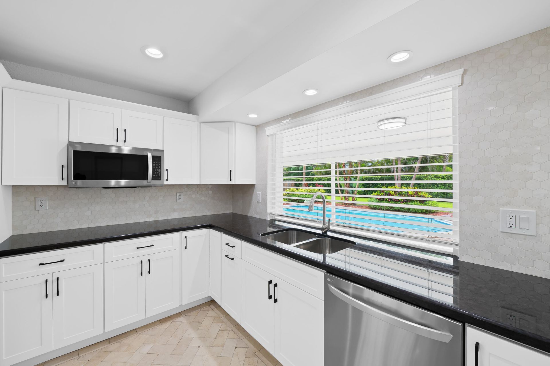 5660 SW 9th Street, Plantation, FL 33317 Photo