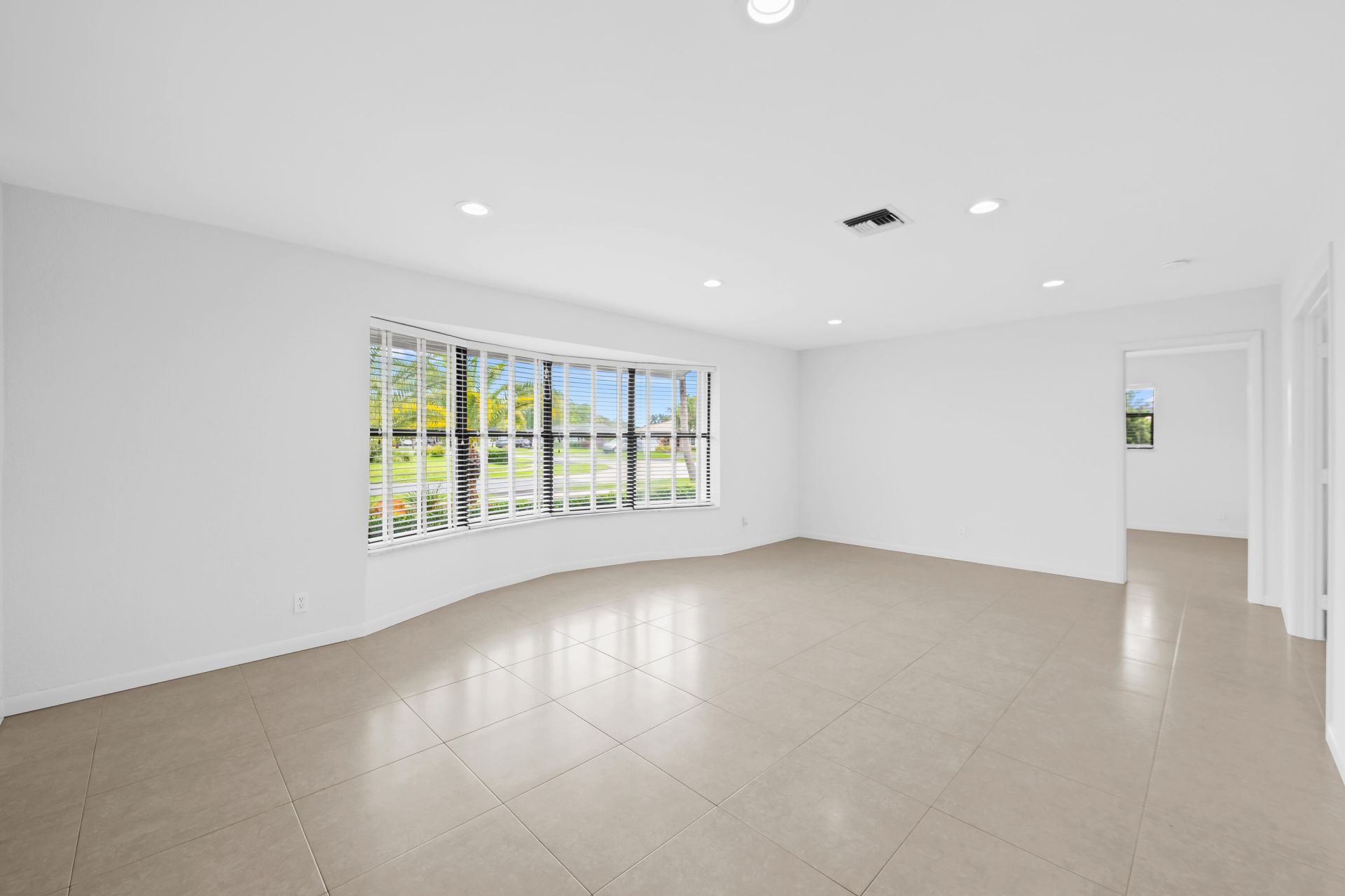 5660 SW 9th Street, Plantation, FL 33317 Photo