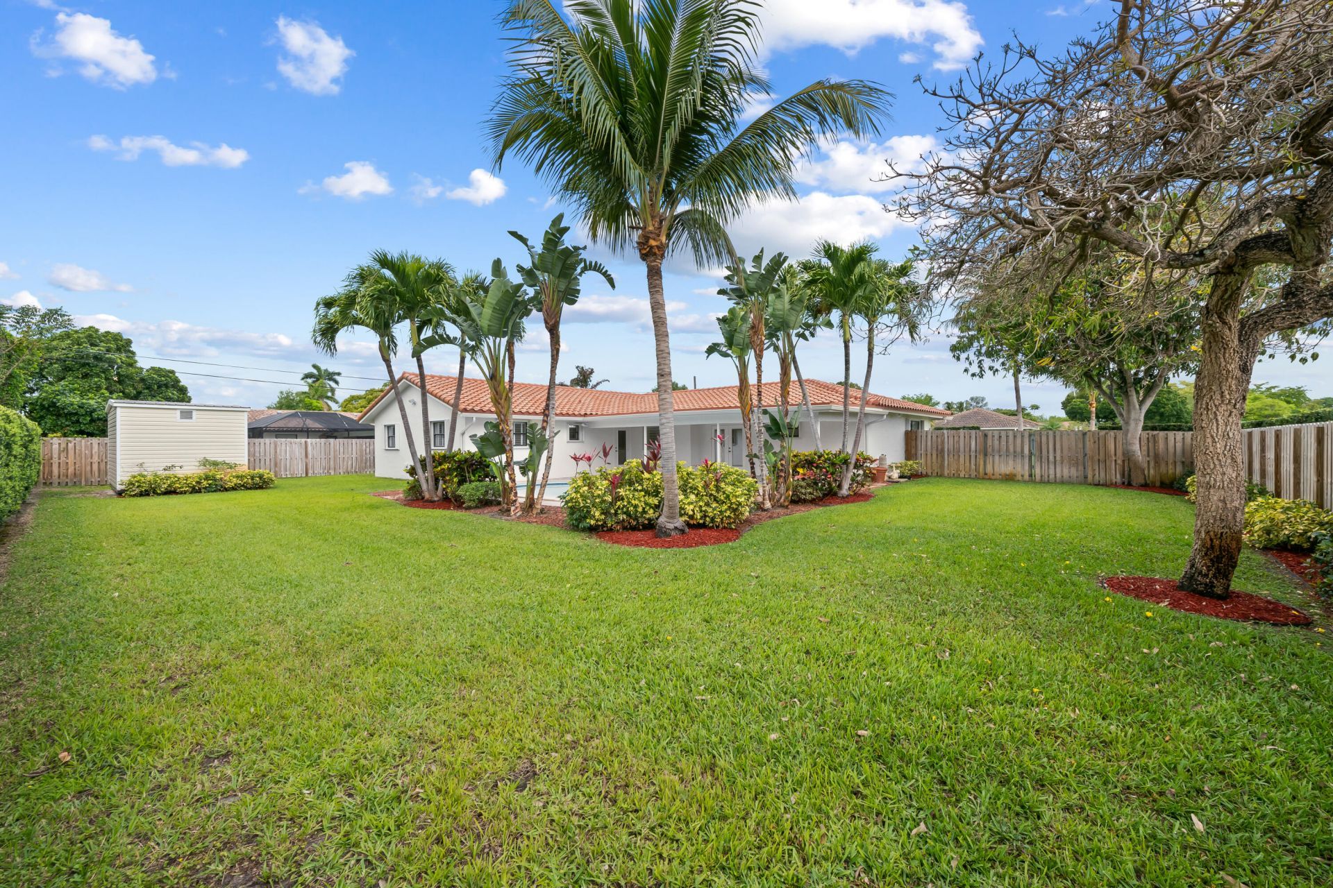 5660 SW 9th Street, Plantation, FL 33317 Photo