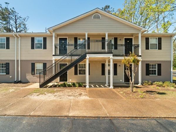 2112 Old Taylor Rd Unit L7, Oxford, MS 38655