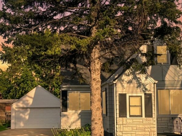 615 S 11th Street, Aberdeen, SD 57401