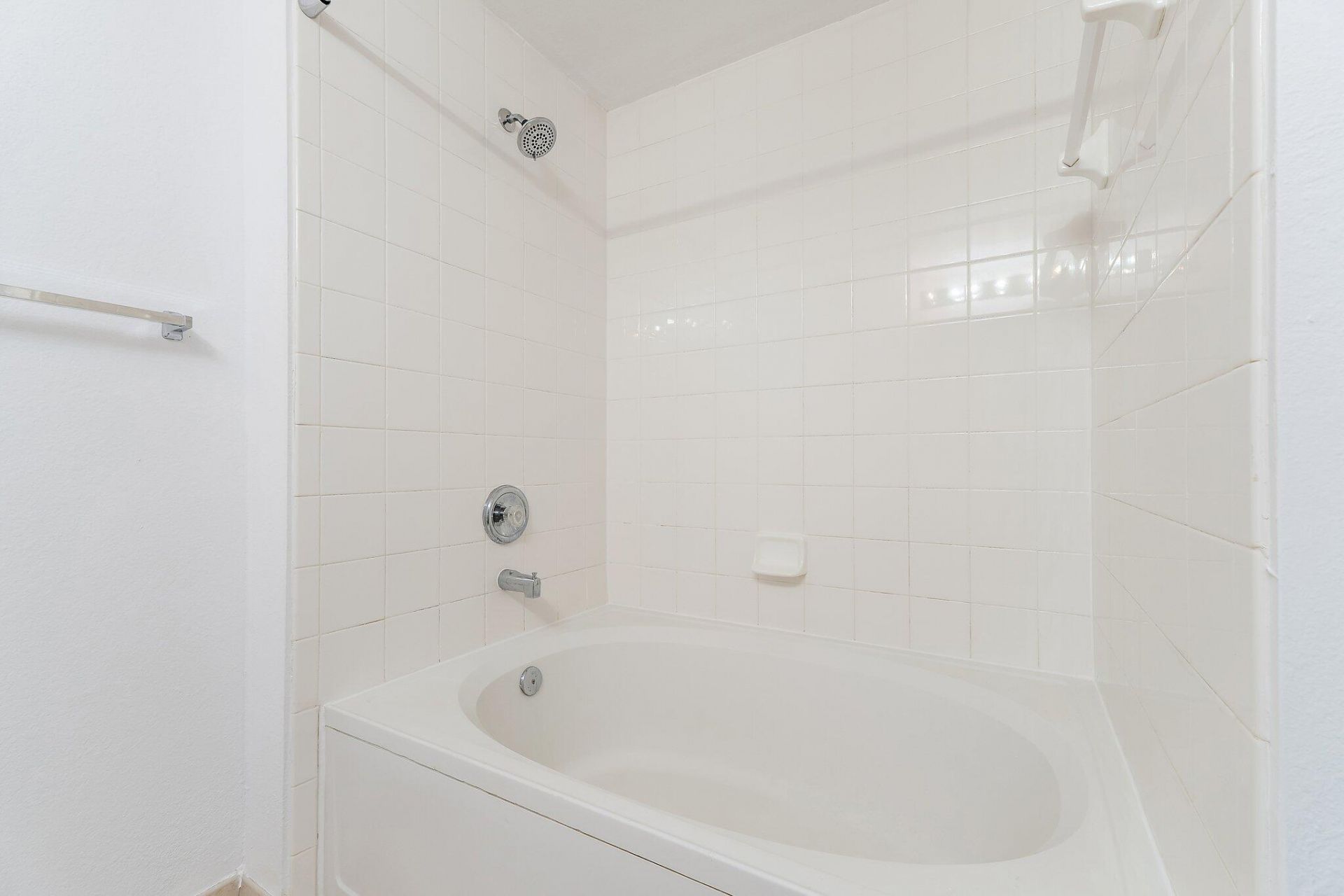 2730 Anzio Court, Unit 106, Palm Beach Gardens, FL 33410 Photo