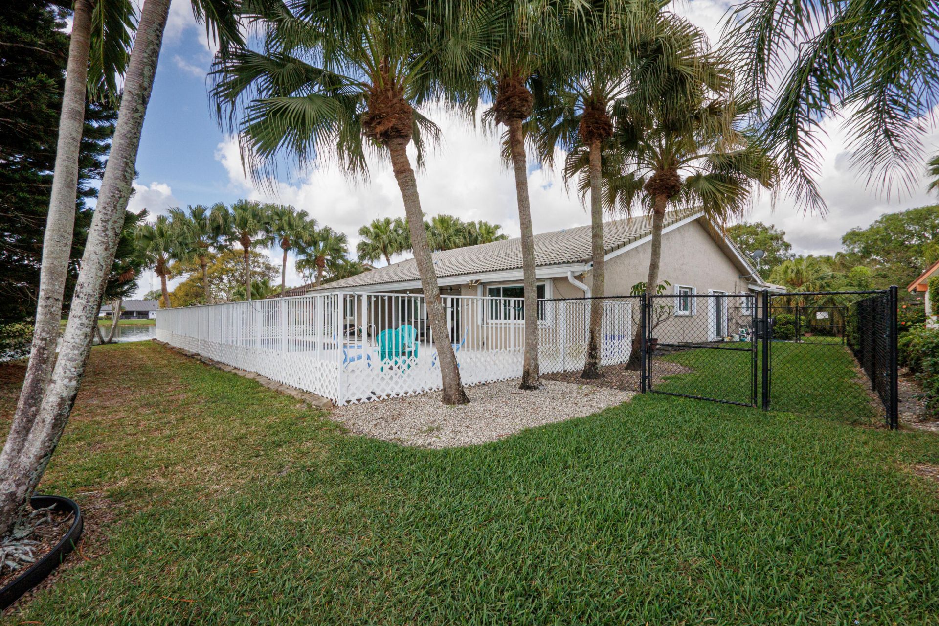 7626 NW 87th Avenue, Tamarac, FL 33321 Photo