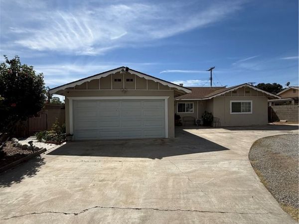 11272 Doverwood, Riverside, CA 92505
