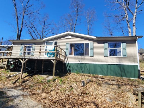 45 White Sands Road , Creal Springs, IL 62922