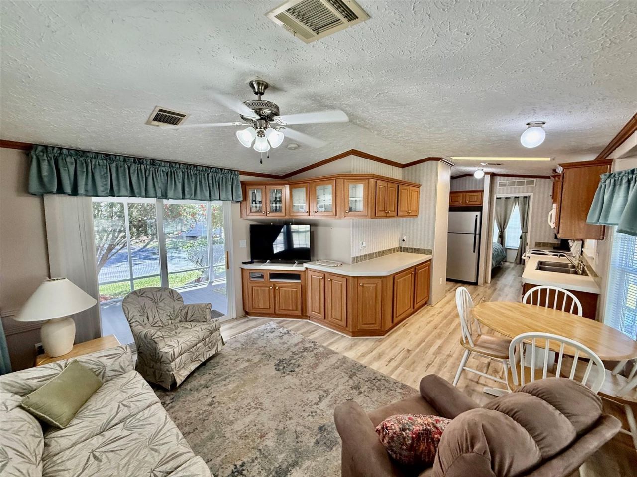 3012 NE 104th Avenue , Silver Springs, FL 34488 Photo