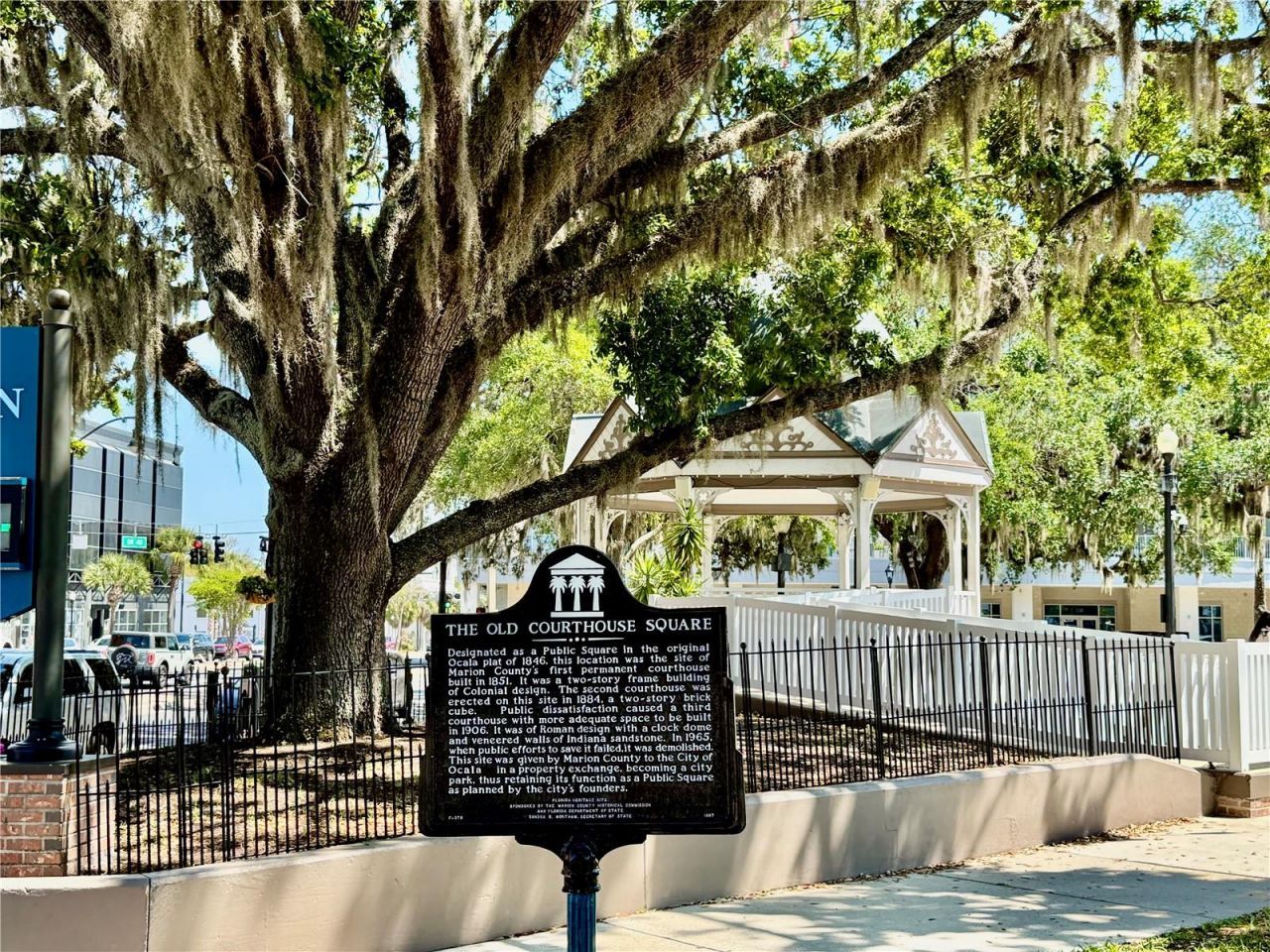 3012 NE 104th Avenue , Silver Springs, FL 34488 Photo