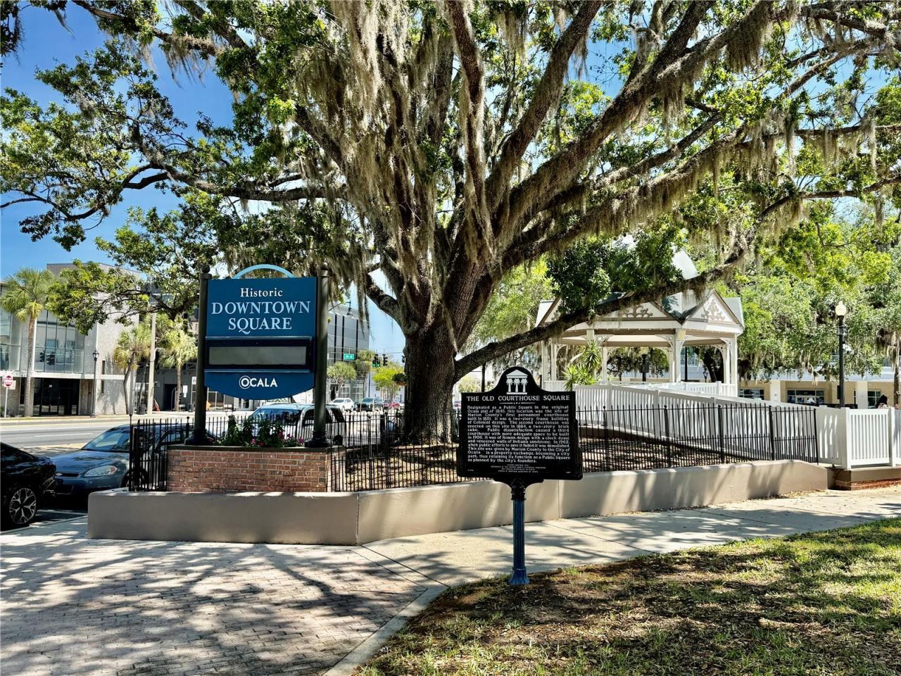 3012 NE 104th Avenue , Silver Springs, FL 34488 Photo