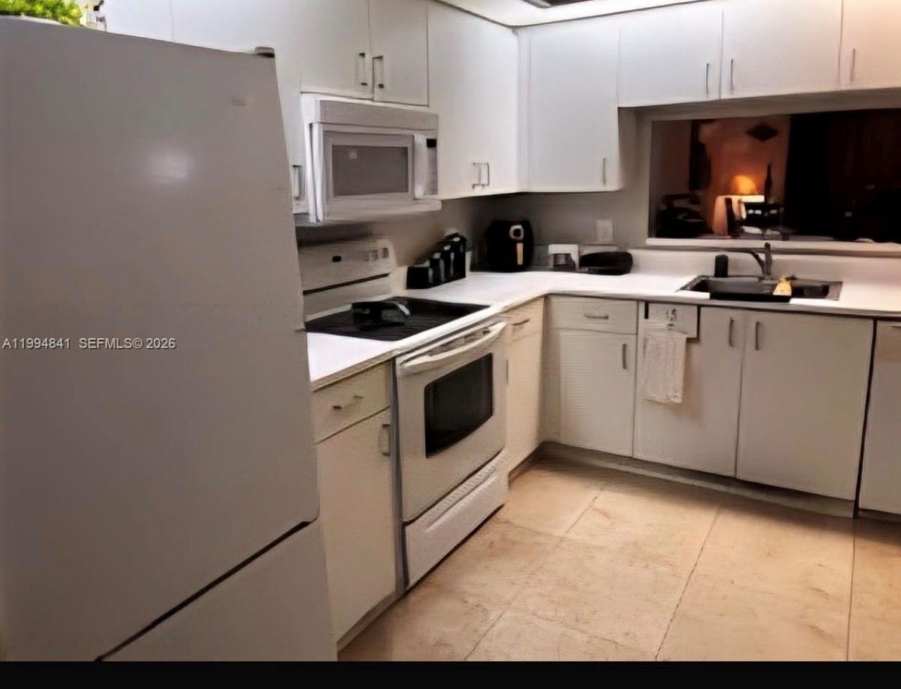 900 SW 142nd Ave, Unit 114L, Pembroke Pines, FL 33027 Photo
