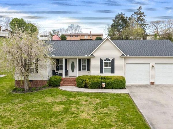 122 Michael Lane, Jacksboro, TN 37757