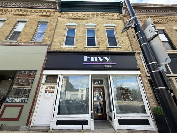 232 Main St, Racine, WI 53403