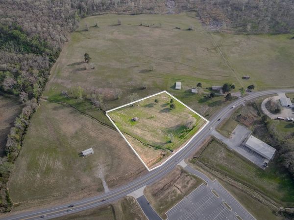 6 W Main Street, Cabot, AR 72023