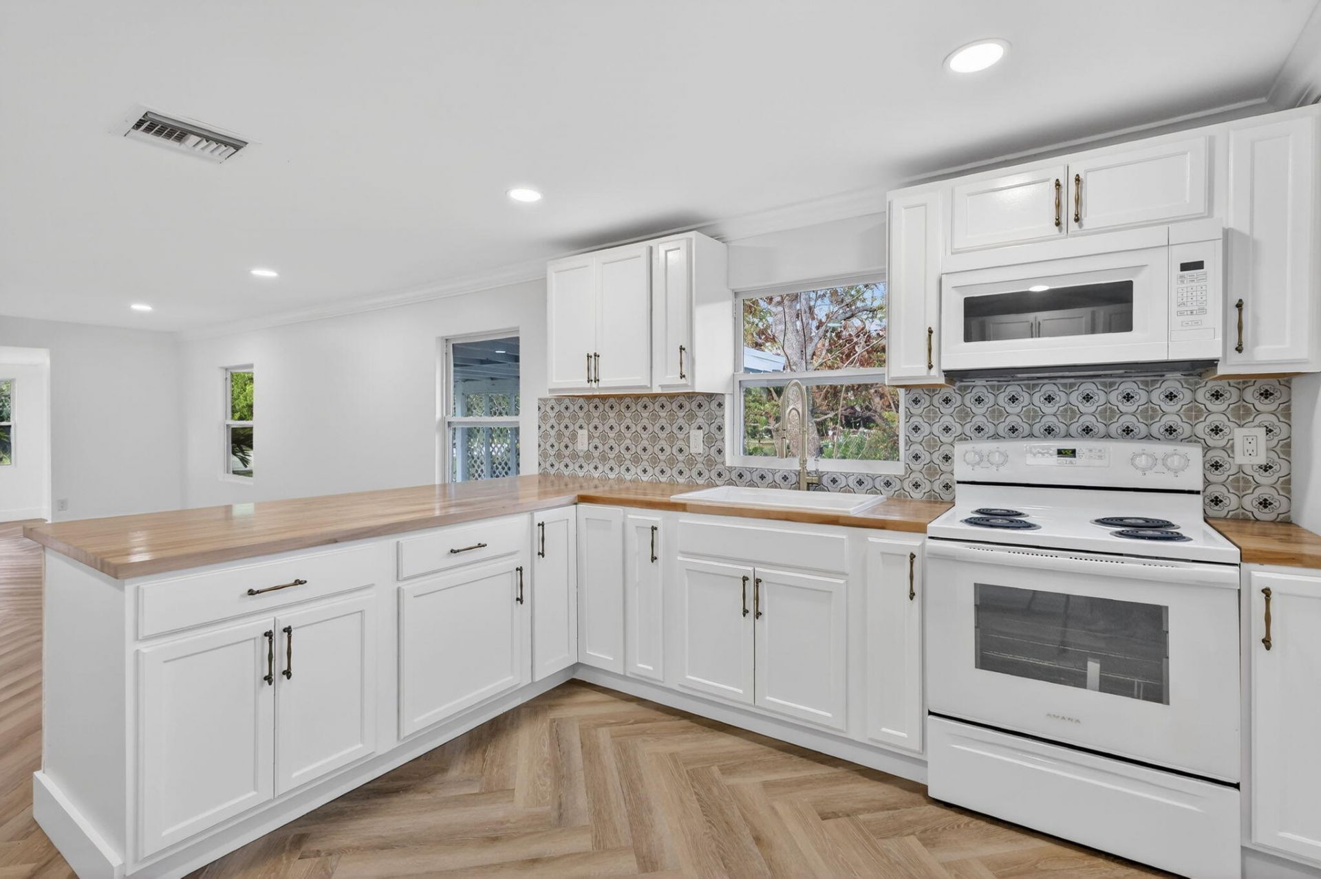 2302 Cortez Boulevard, Fort Pierce, FL 34982 Photo