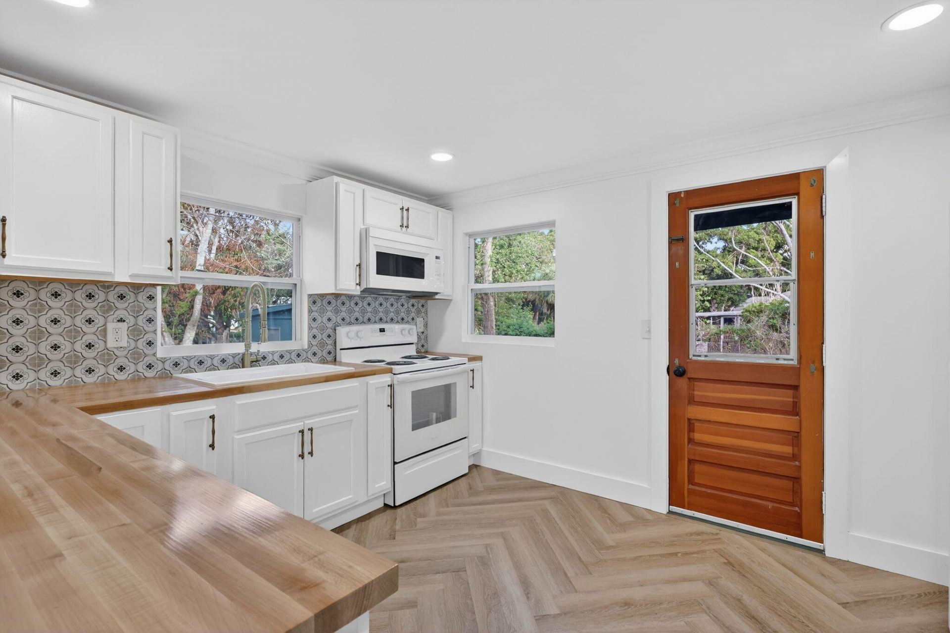 2302 Cortez Boulevard, Fort Pierce, FL 34982 Photo