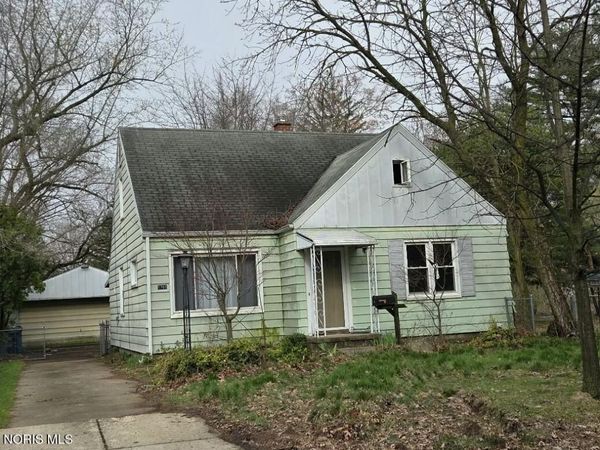 5765 Acres Road, Sylvania, OH 43560