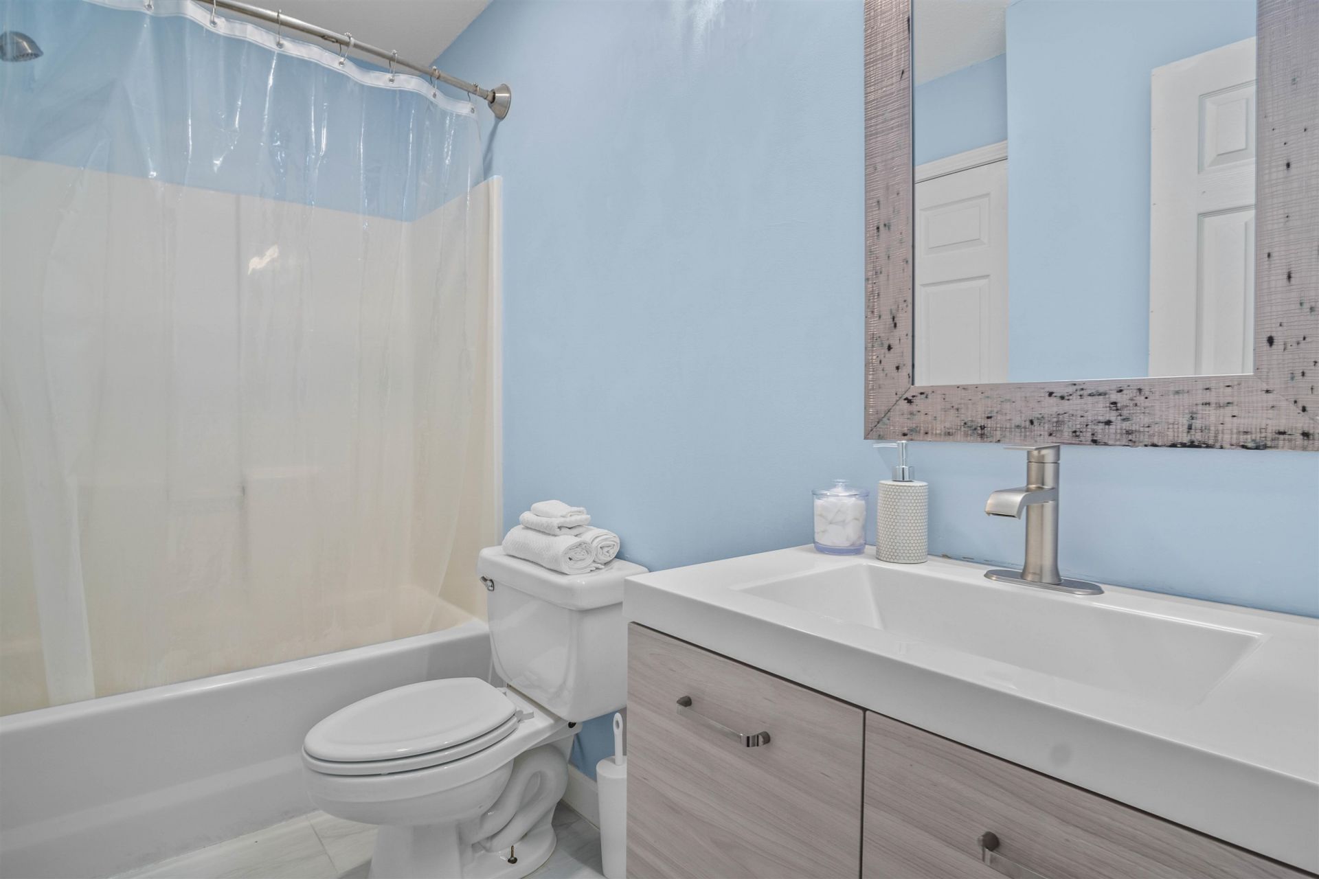 4506 W Harbour Ct. Photo 13