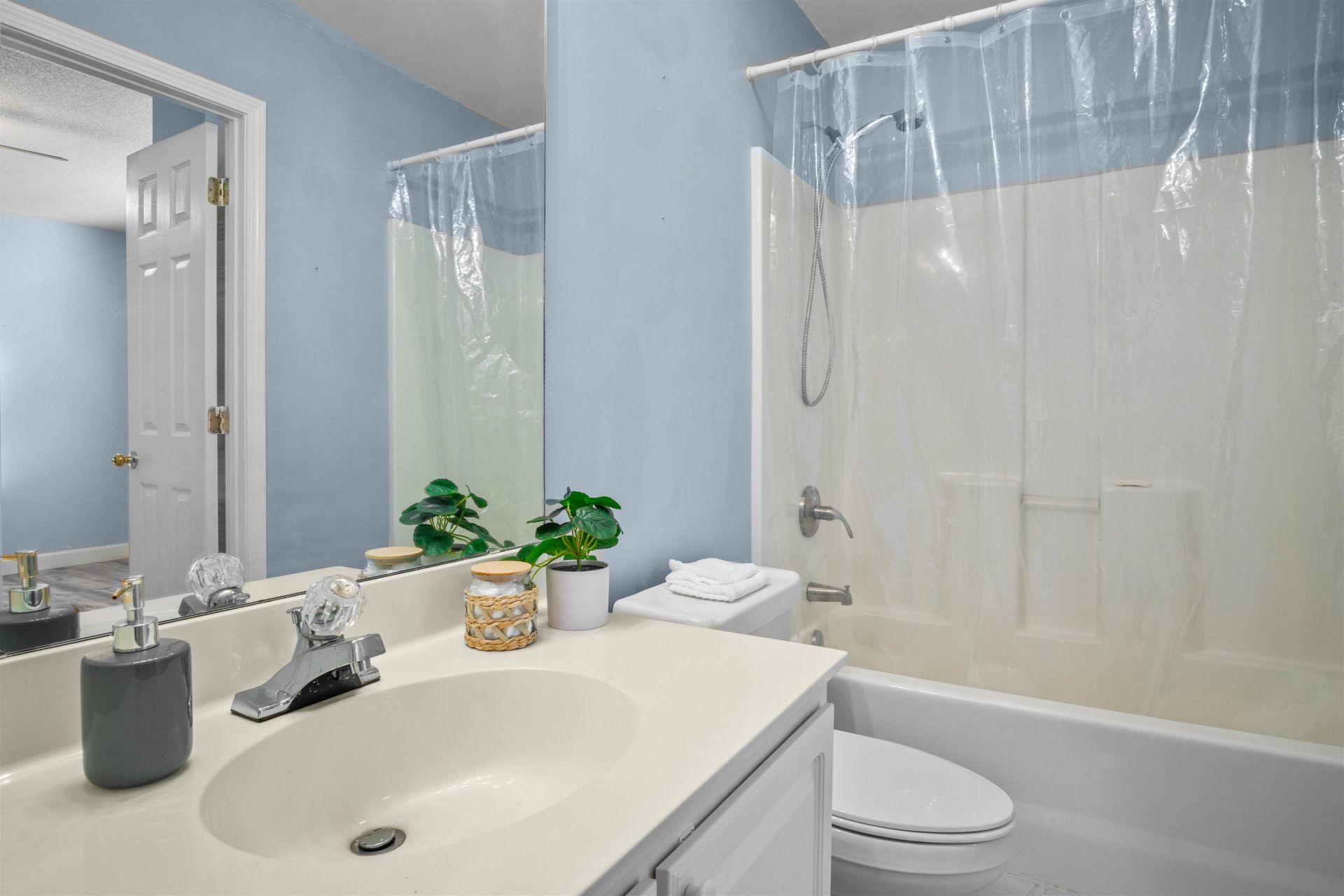 4506 W Harbour Ct. Photo 14