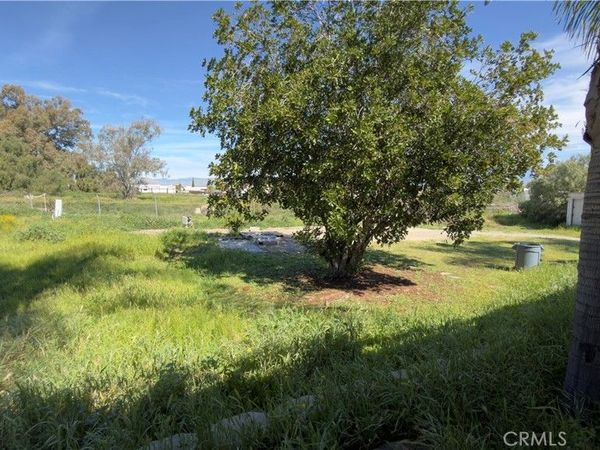 18420 Decker, Perris, CA 92570