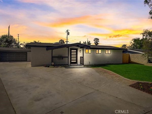 8845 Mentone, Riverside, CA 92503