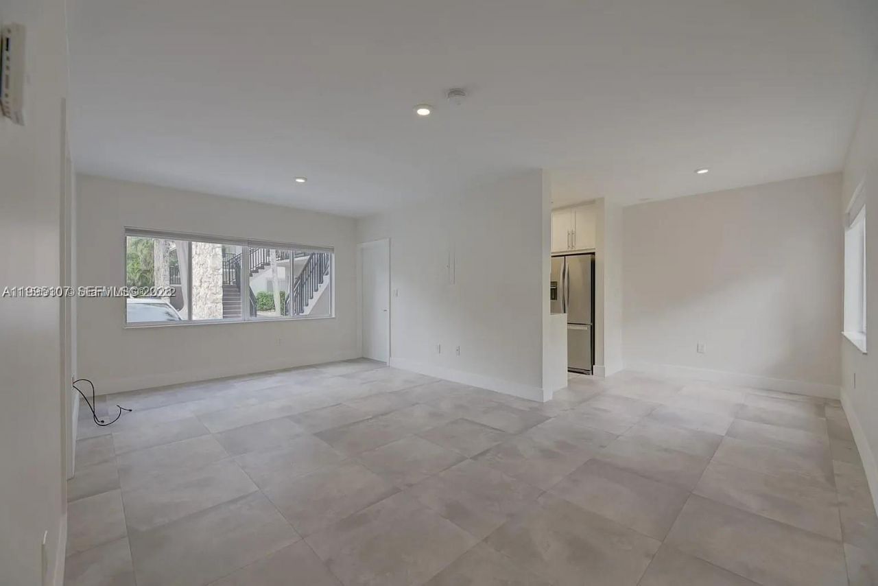 81 Edgewater Dr, Unit 104, Coral Gables, FL 33133 Photo