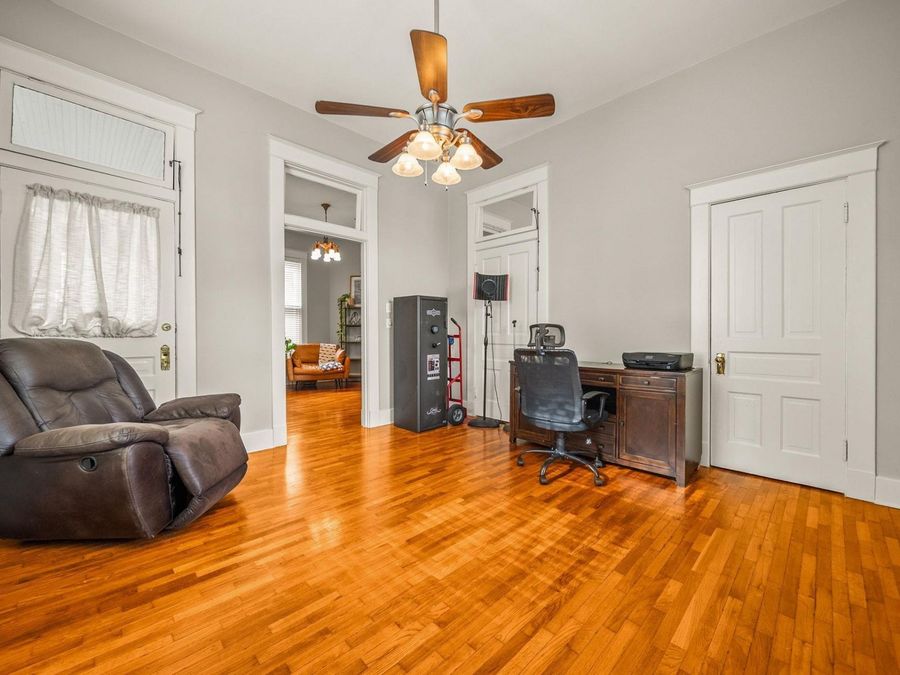 Property Image 38