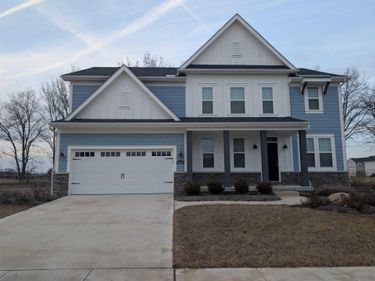 8246 Woodstar Drive, Plain City, OH 43064