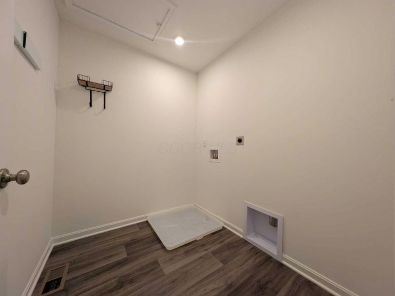 8246 Woodstar Drive, Plain City, OH 43064 Photo 10