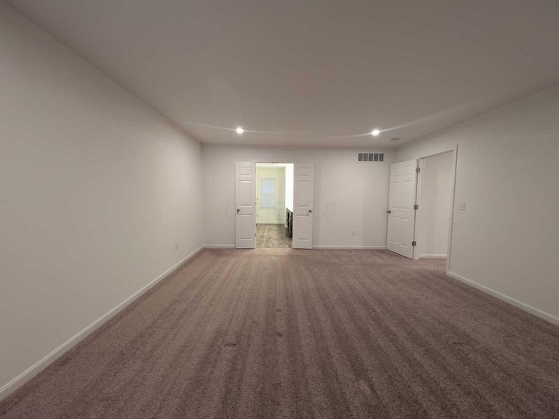 8246 Woodstar Drive, Plain City, OH 43064 Photo 11