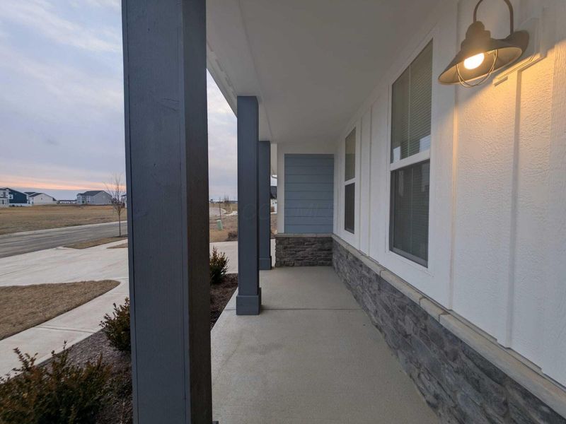 8246 Woodstar Drive, Plain City, OH 43064 Photo 4