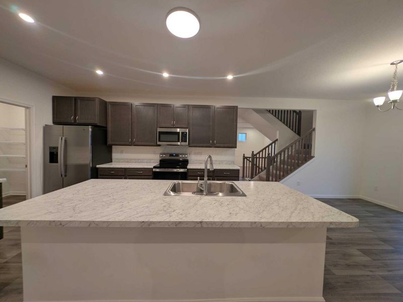 8246 Woodstar Drive, Plain City, OH 43064 Photo 8