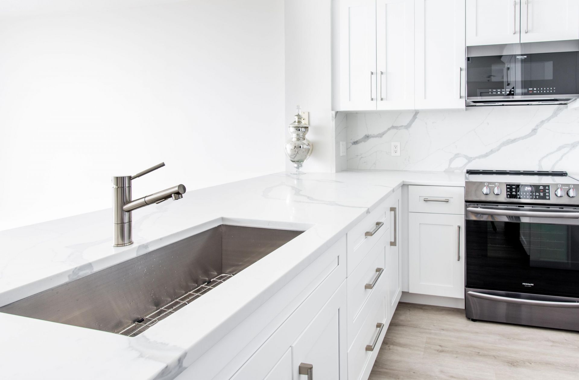 1551 N Flagler Drive, Unit 610, West Palm Beach, FL 33401 Photo