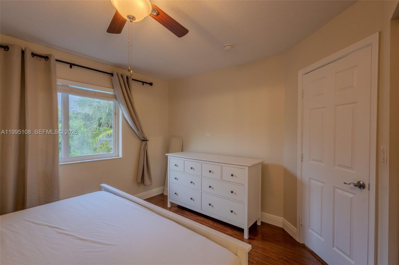 17009 NW 22nd St , Pembroke Pines, FL 33028 Photo