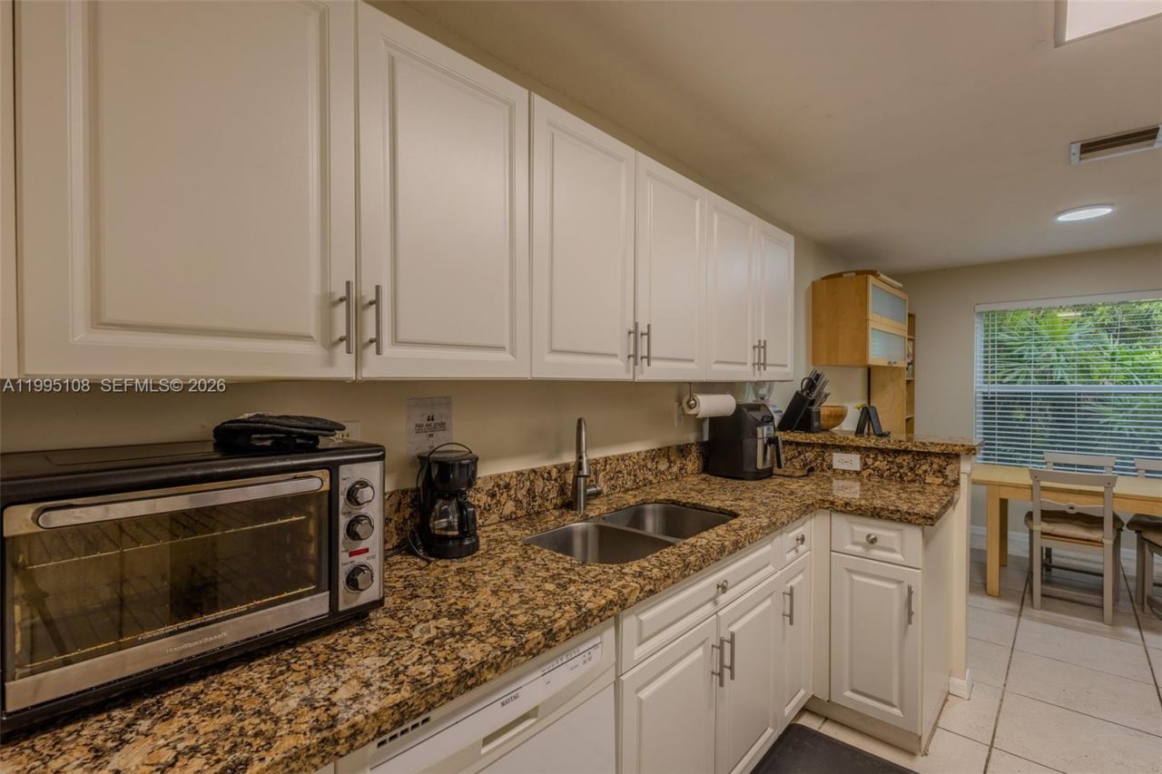 17009 NW 22nd St , Pembroke Pines, FL 33028 Photo