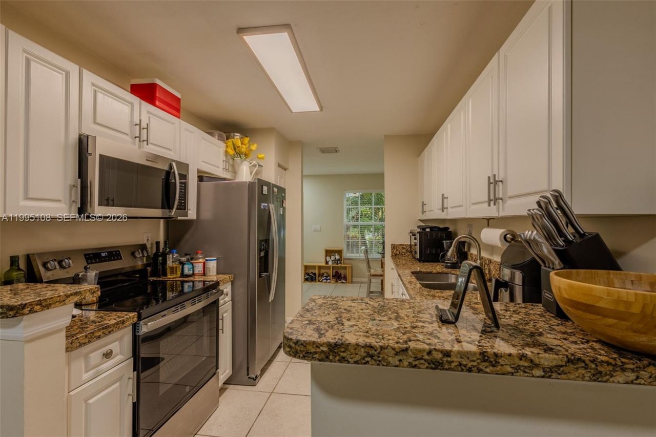 17009 NW 22nd St , Pembroke Pines, FL 33028 Photo