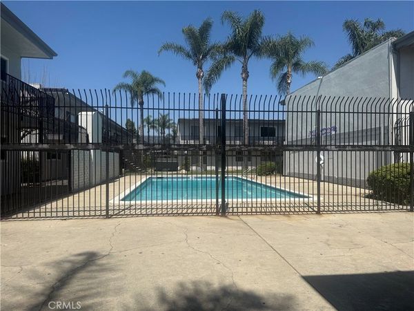 5500 Ackerfield, Unit 104, Long Beach, CA 90805