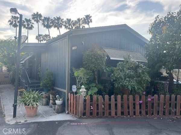 106 Amalfi, Santa Ana, CA 92703