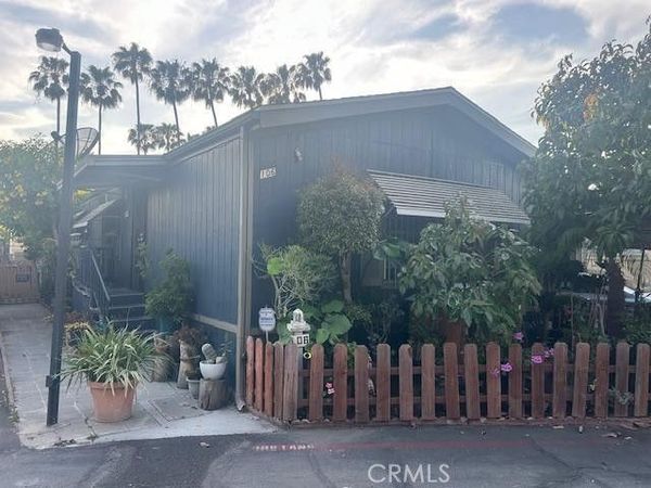 106 Amalfi, Santa Ana, CA 92703