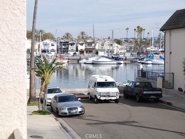 223 20th Street, Newport Beach, CA 92663