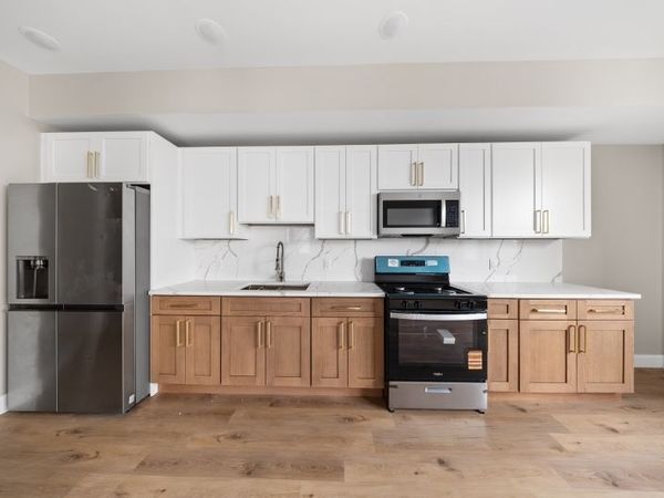 17 Wickham St, Unit 203, Passaic, NJ 07055