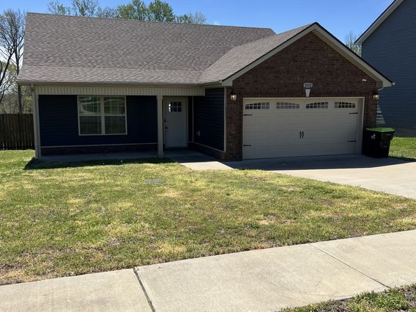 1012 Dublin Dr, Clarksville, TN 37042