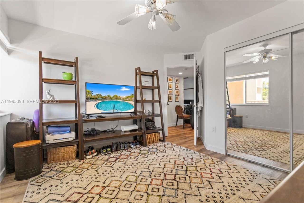 7676 Trent Dr , Unit 308, Tamarac, FL 33321 Photo