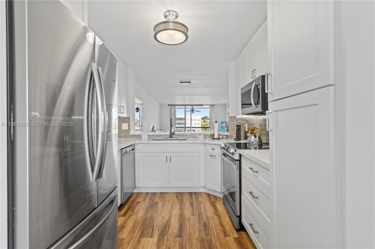 7676 Trent Dr , Unit 308, Tamarac, FL 33321 Photo