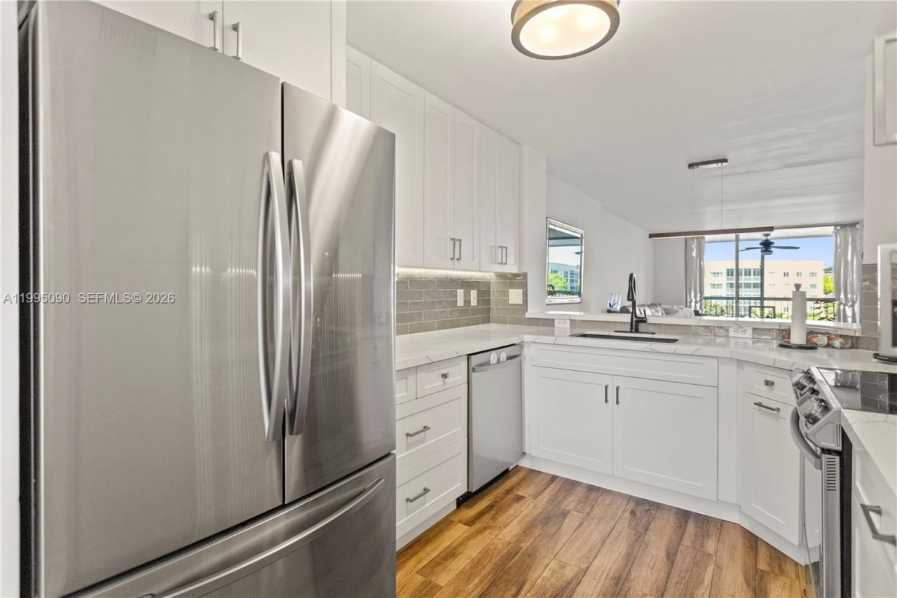 7676 Trent Dr , Unit 308, Tamarac, FL 33321 Photo