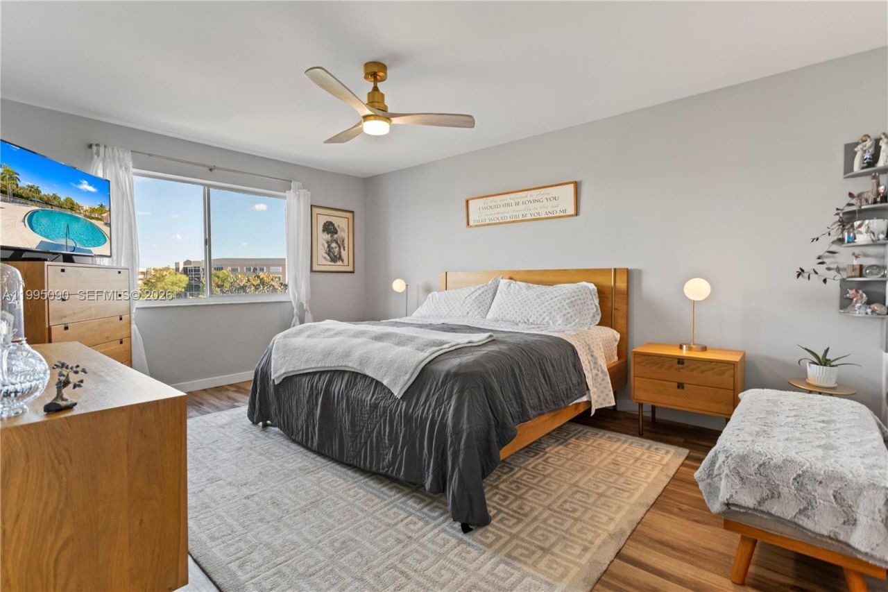 7676 Trent Dr , Unit 308, Tamarac, FL 33321 Photo